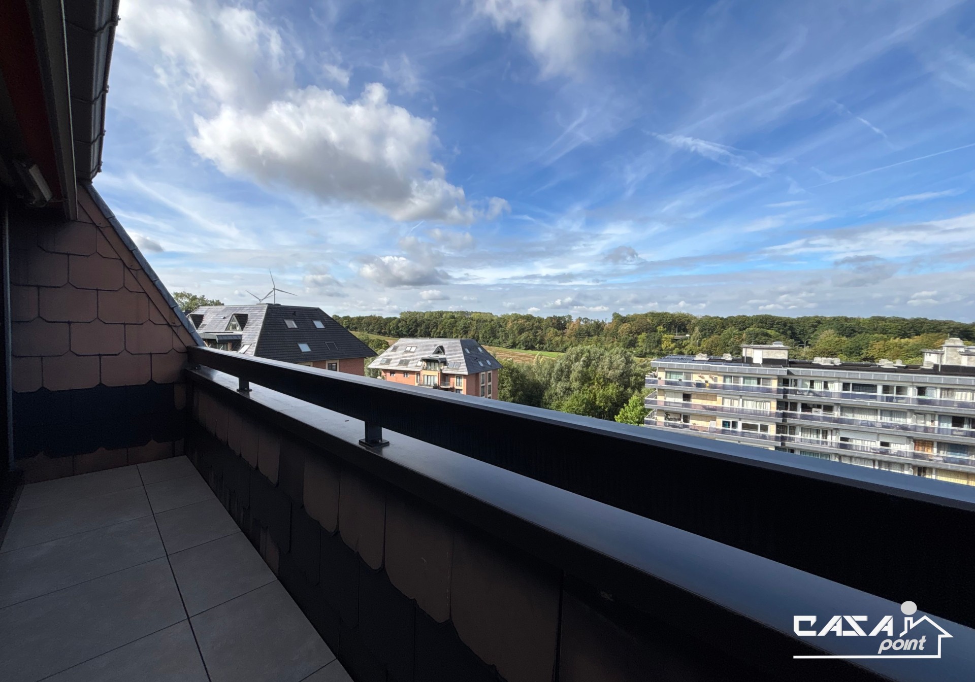 Lumineux appartement 2 chambres avec triple terrasse - Photo 13